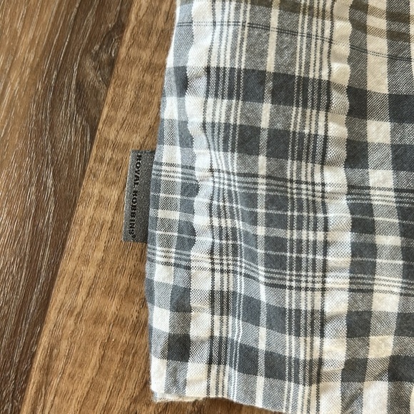 Royal Robbins Short Sleeve Button up Shirt Mens Large Outdoor Gray/Tan Plaid - Picture 11 of 13